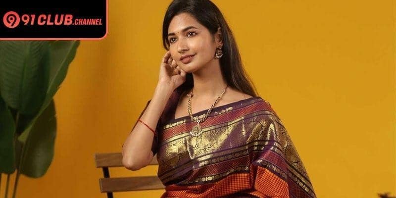 Authentic silk textures and natural dyeing methods